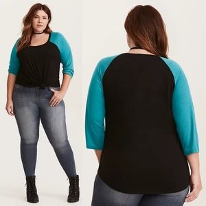 torrid Tops - Torrid Black and Teal Raglan Tee Size 1 torrid Tops - Torrid Black and Teal Raglan Tee Size 1